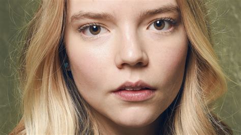 First pictures of Anya Taylor